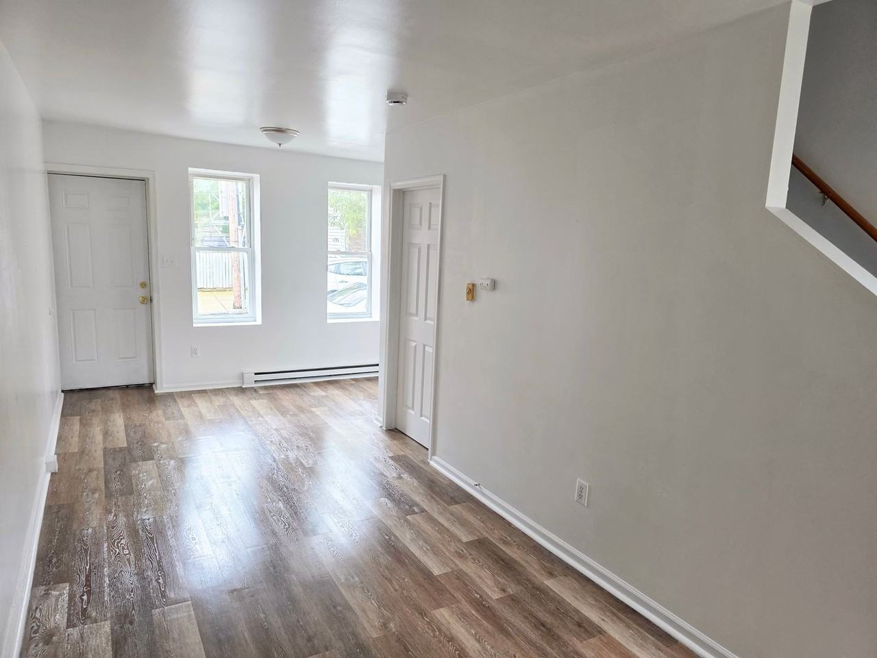 1107 Read St - Photo 2 of 15