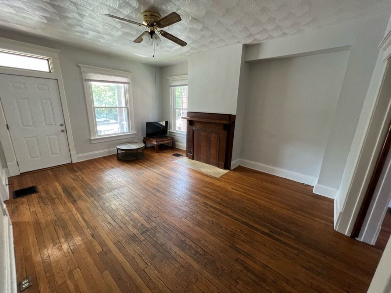 2062 N 4th St - Photo 4 of 11