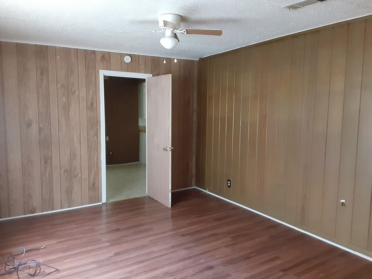 141 Pike Ave - Photo 3 of 8