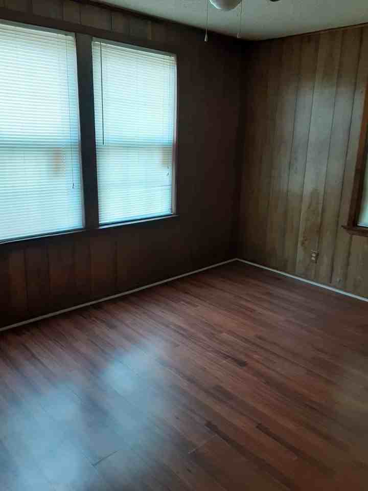 141 Pike Ave - Photo 7 of 8
