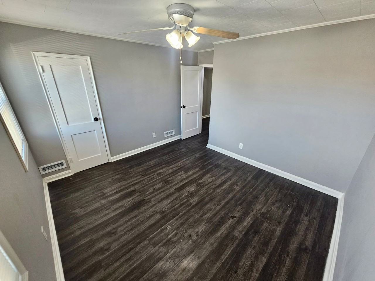 845 Jaydee Ave - Photo 7 of 15