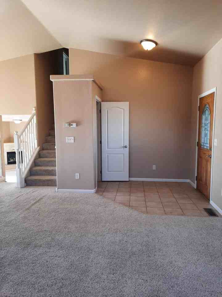 4317 Donegal Way - Photo 3 of 50