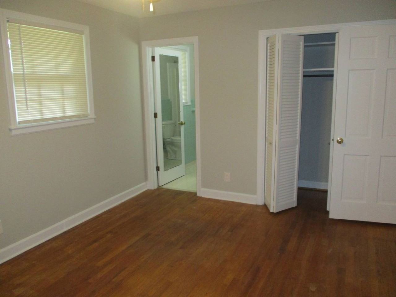 1148 Ebinport Rd - Photo 7 of 22