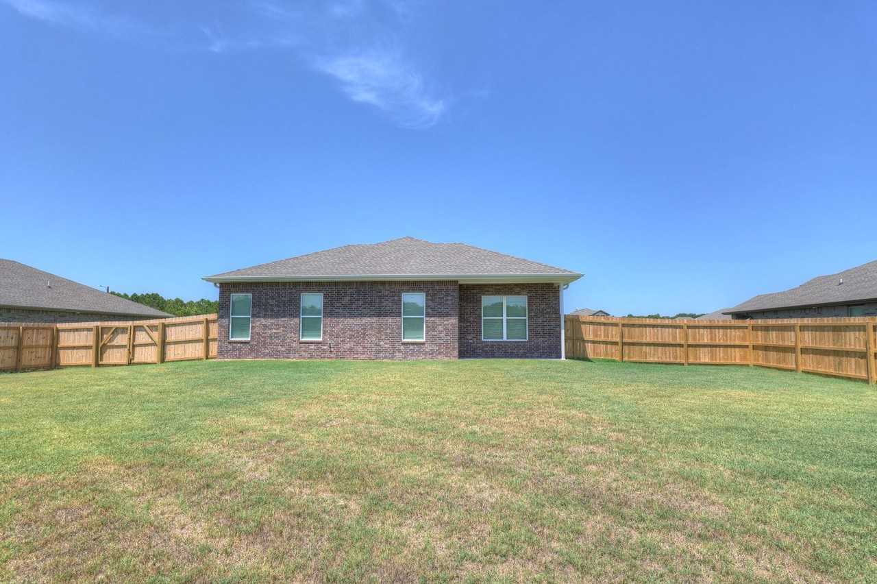 802 Delaney Dr - Photo 6 of 50