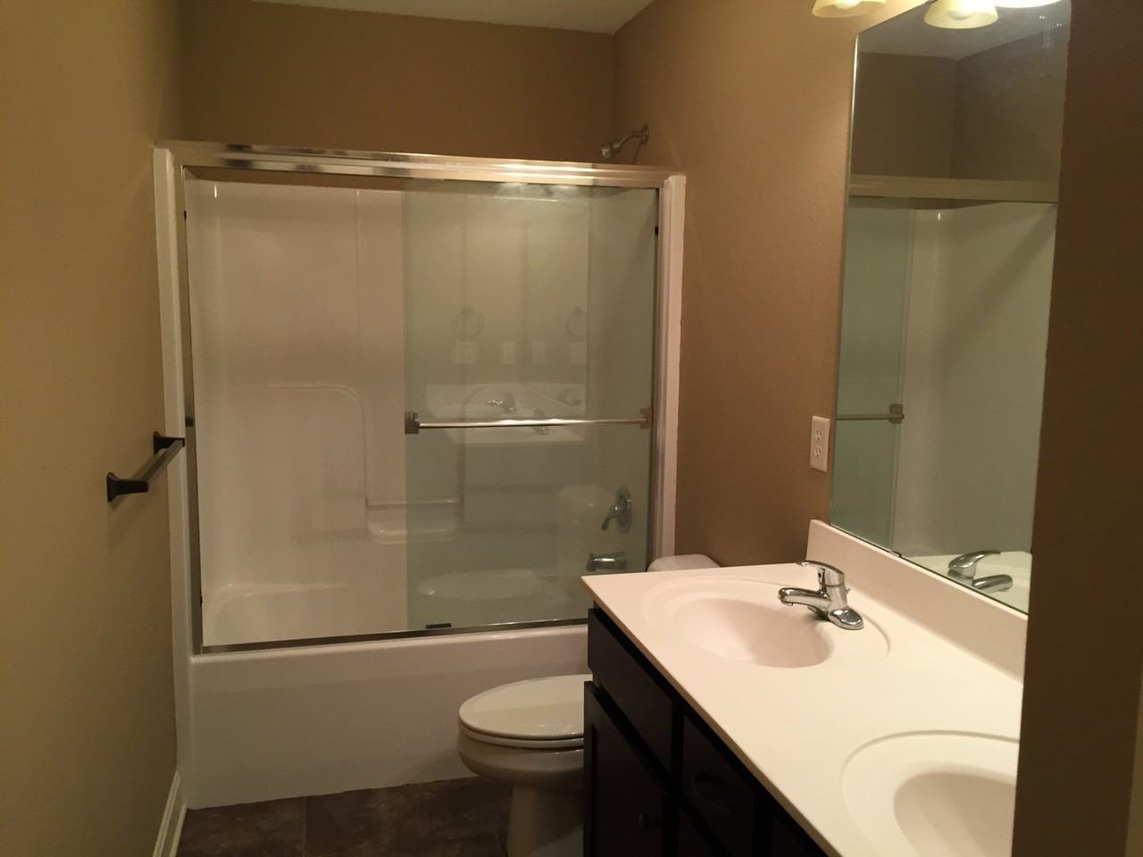 15466 Nw 124th St - Photo 4 of 11