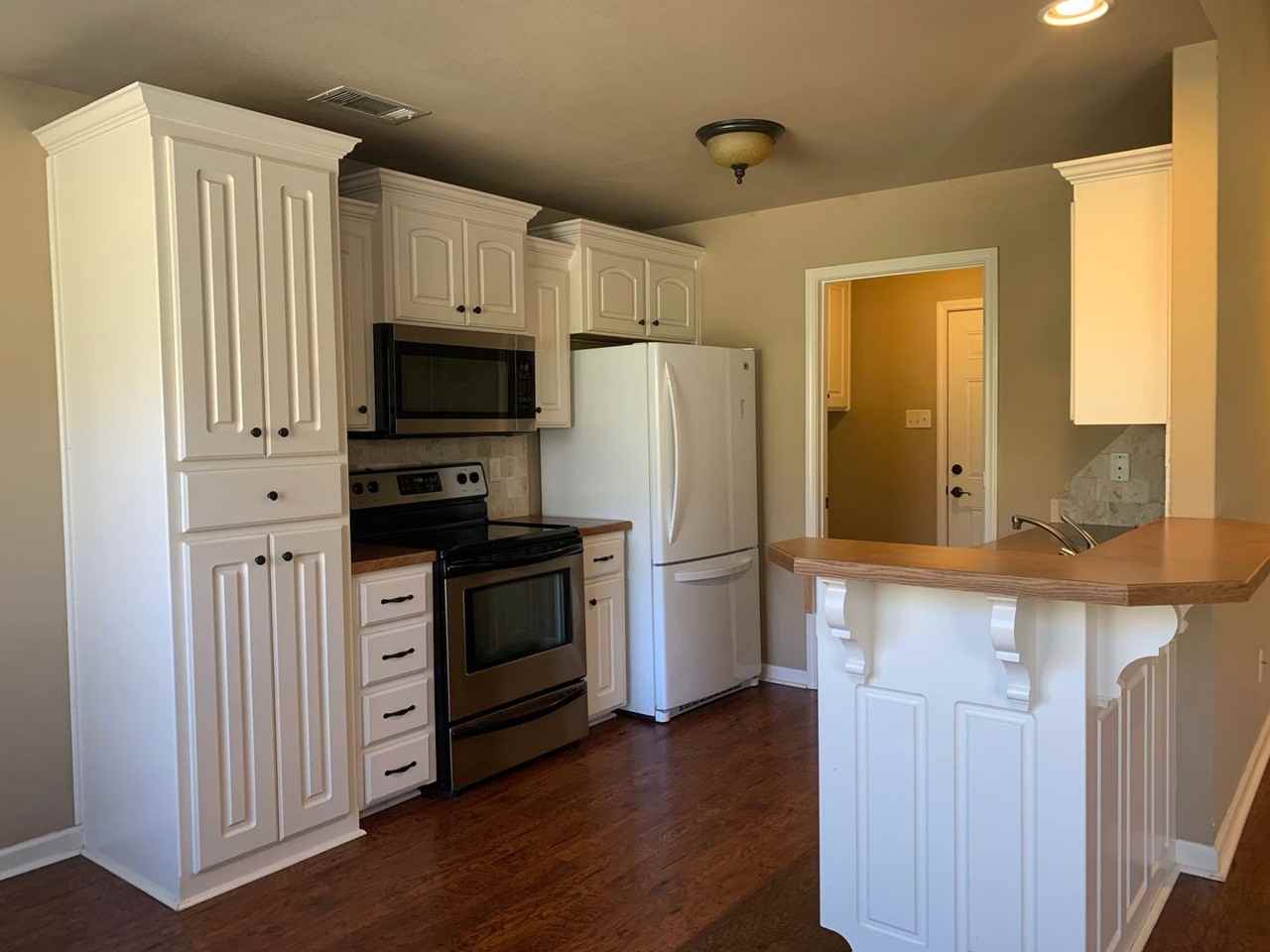 241 Lariat Dr - Photo 6 of 20