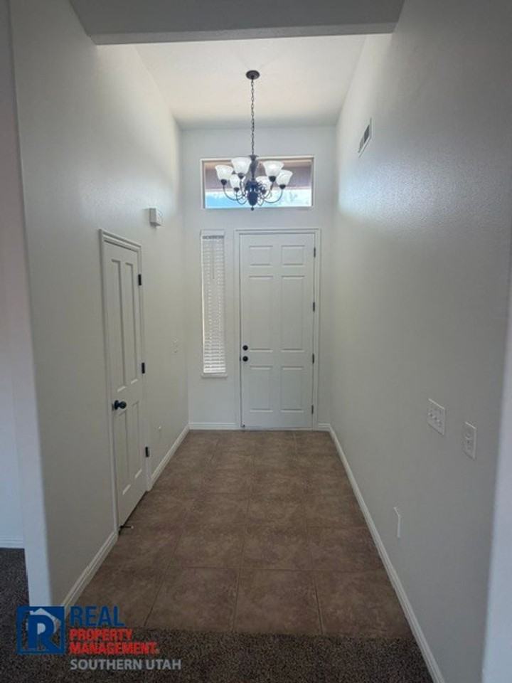 3900 Madison Ave - Photo 3 of 19