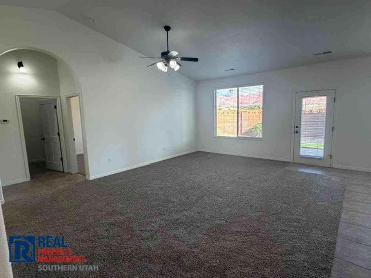 3900 Madison Ave - Photo 5 of 19