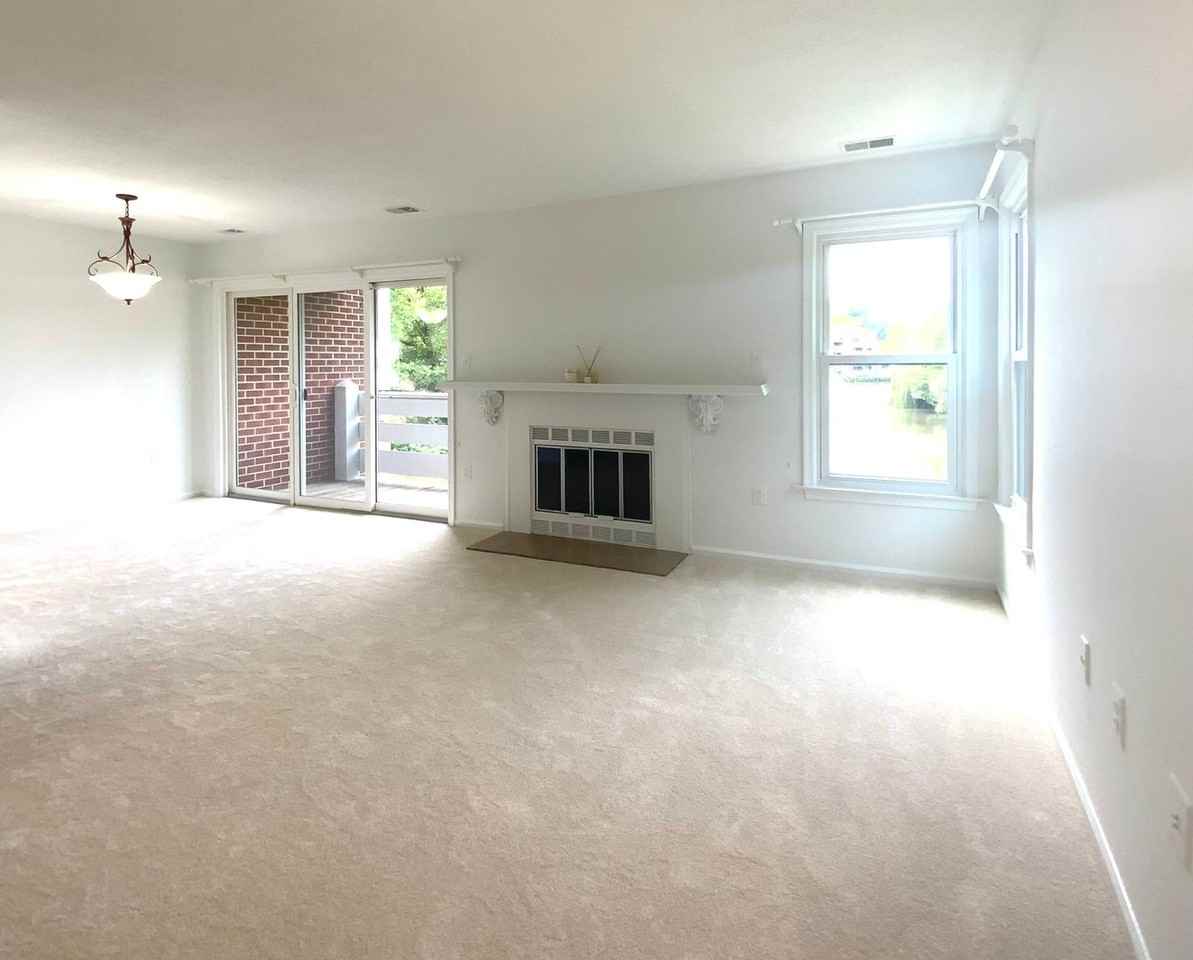 7594 Lakeside Village Dr - Photo 2 of 40