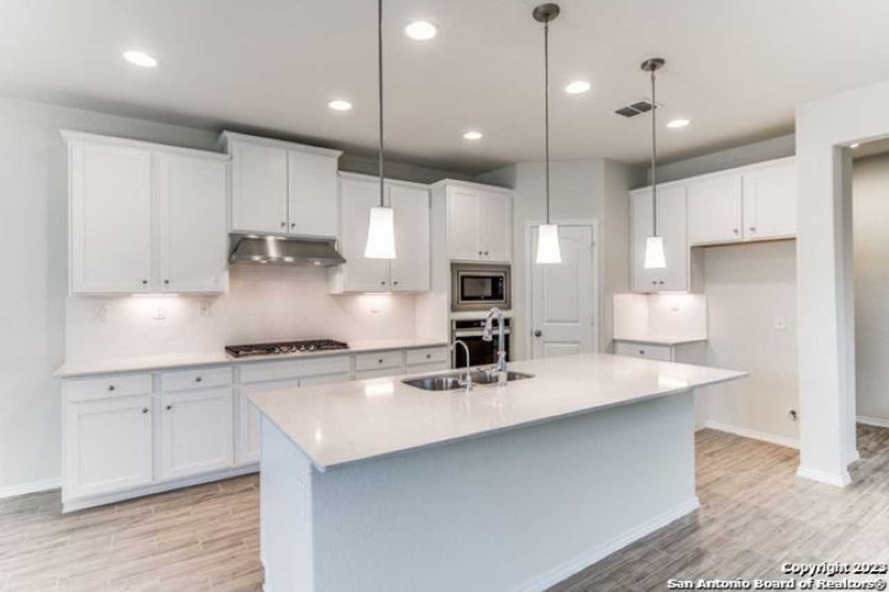 332 Aberdeen - Photo 6 of 12