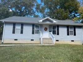 featured image of 108 W Longview St