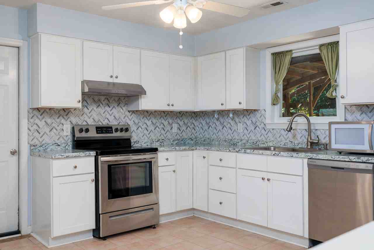 1307 Eaglewood Dr - Photo 7 of 32