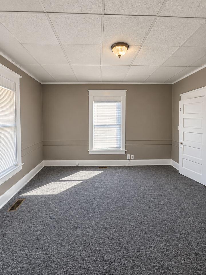 747 S Fort Ave - Photo 5 of 14