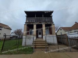 featured image of 4854 Tod Ave