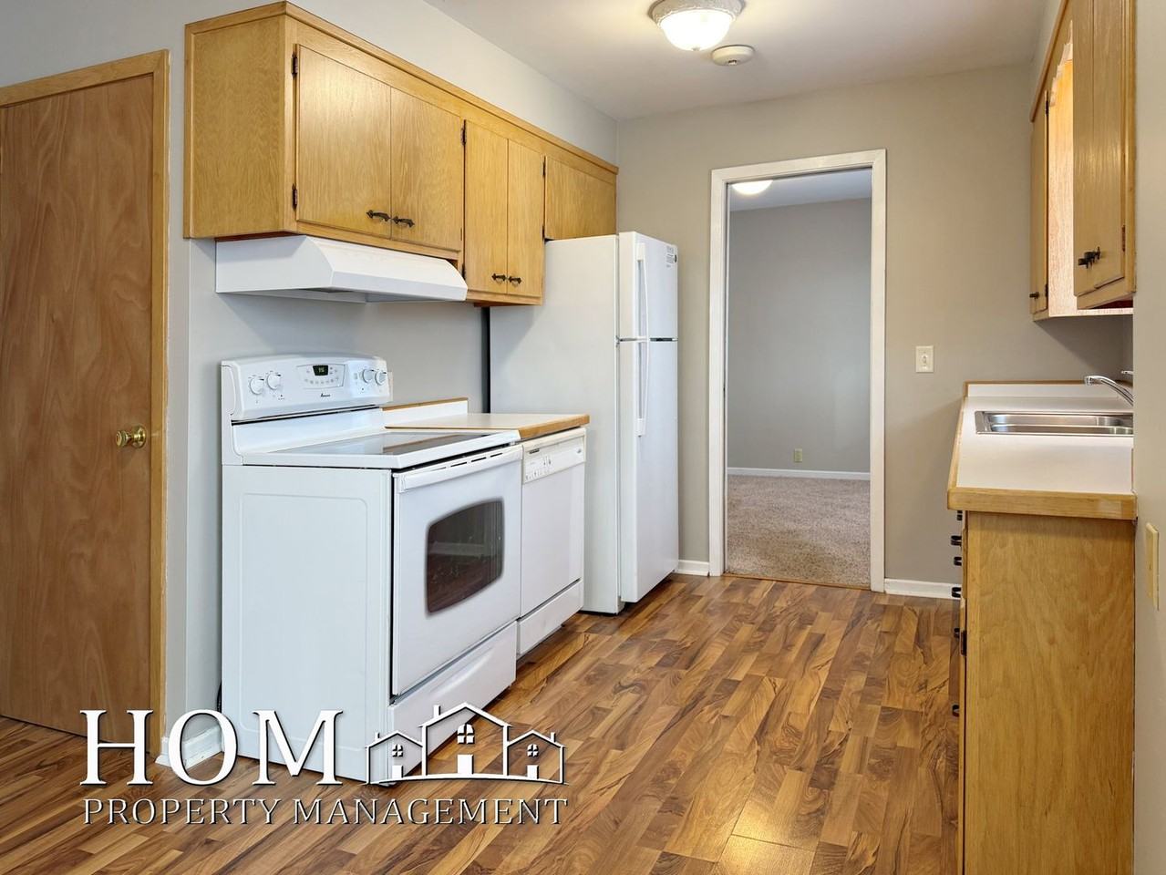 109 Pfau St - Photo 6 of 23