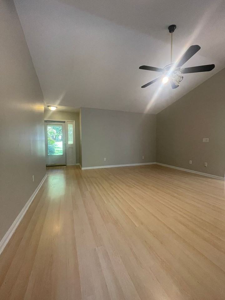 208 Canadice Rd - Photo 4 of 17
