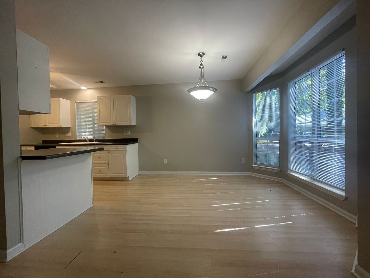 208 Canadice Rd - Photo 5 of 17