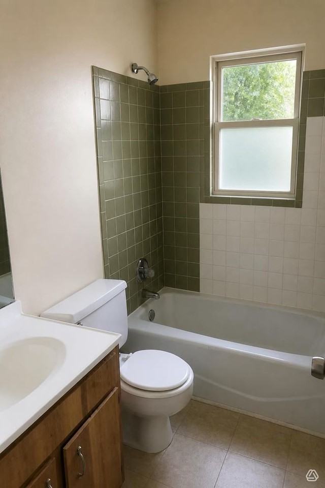 4001 Se 20th Ct - Photo 3 of 4