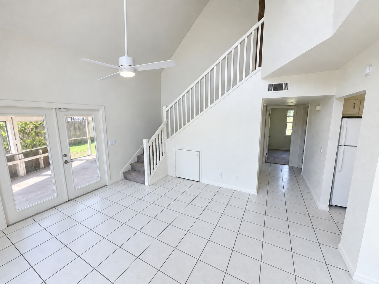 4290 Ne 2nd Ct - Photo 3 of 10