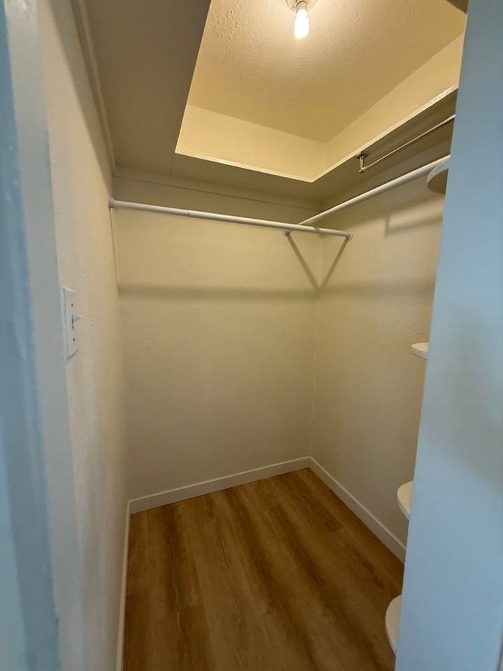 520 N Tejon St - Photo 5 of 8