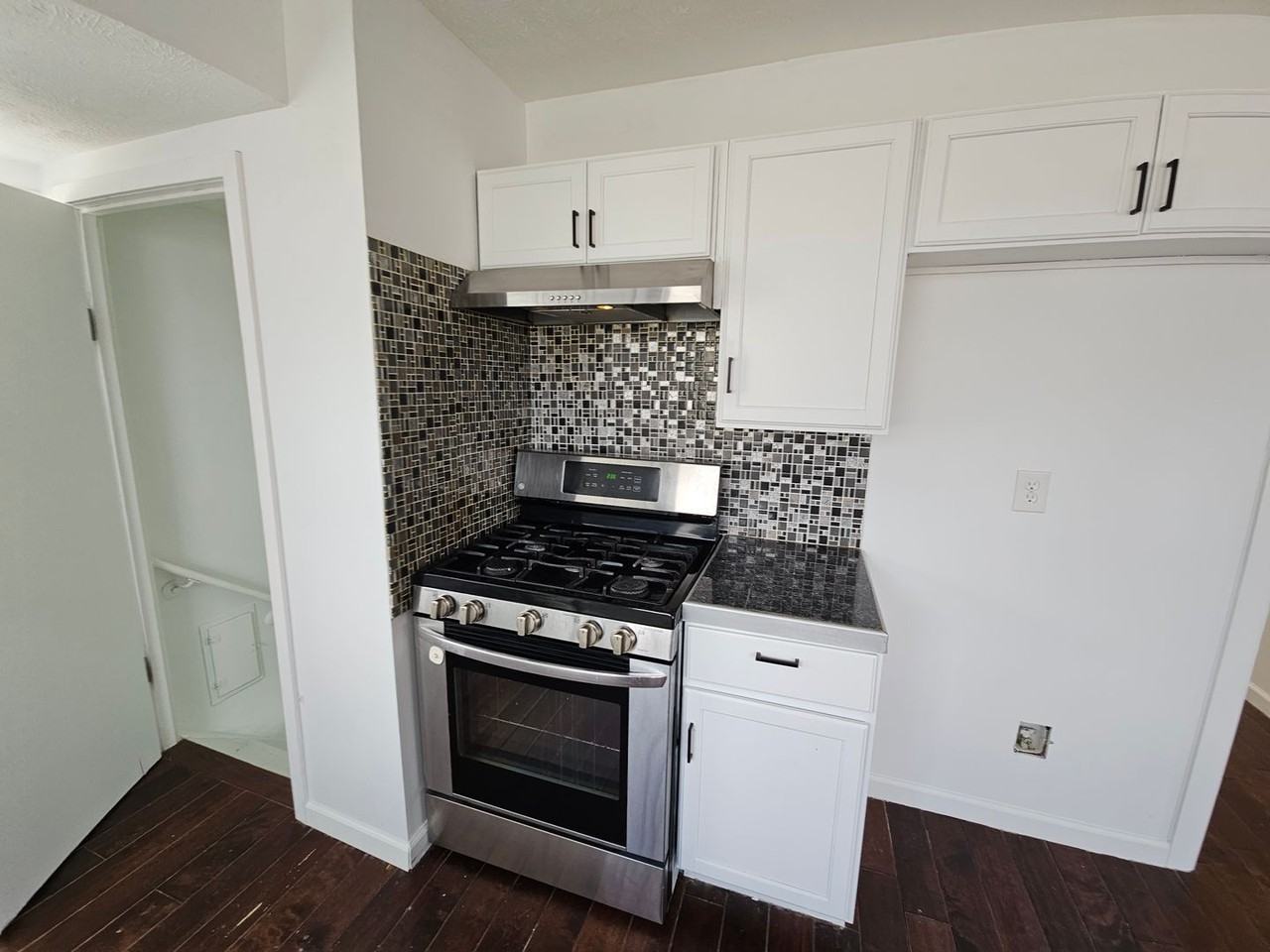 4501 Browne St - Photo 7 of 25