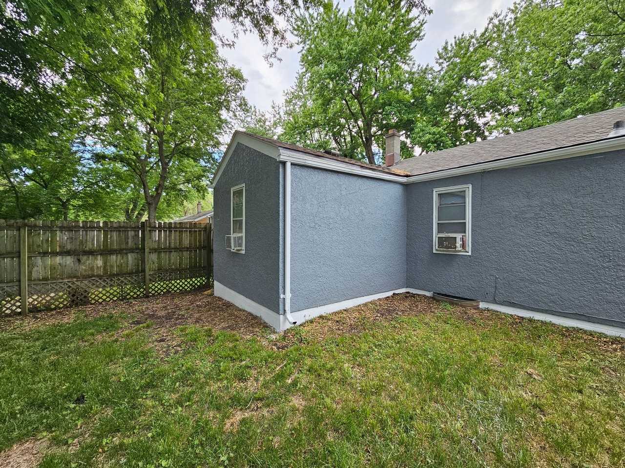 5315 N 35th St - Photo 3 of 17