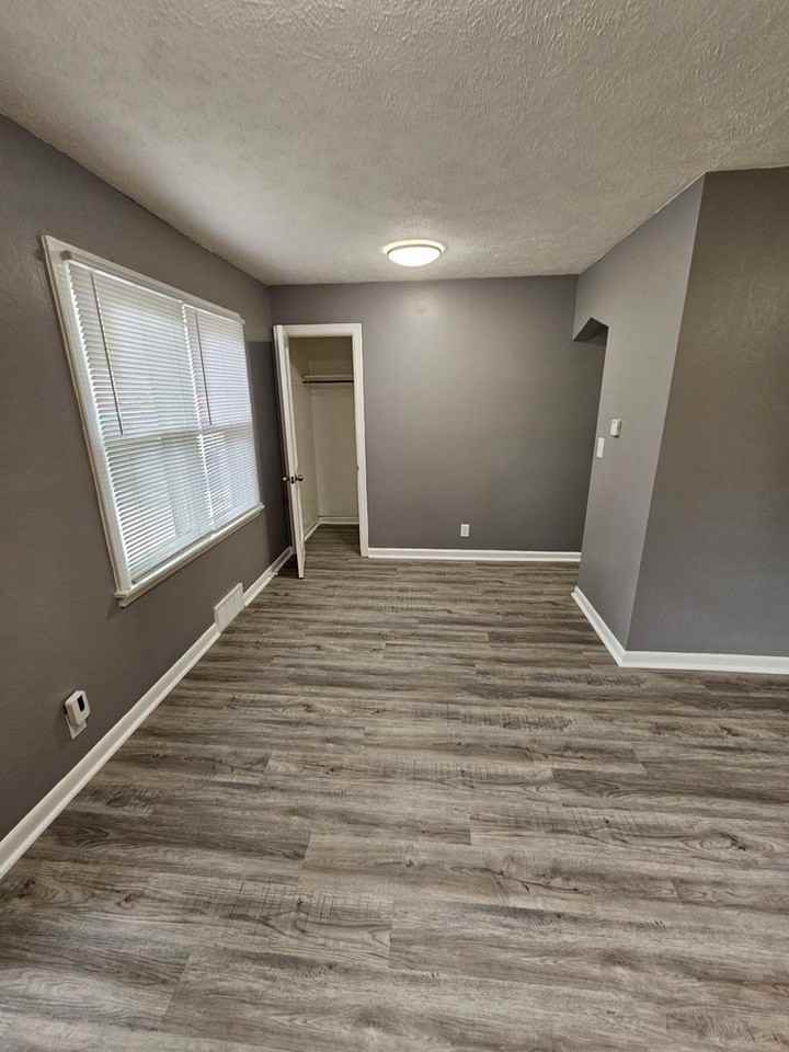 5315 N 35th St - Photo 6 of 17
