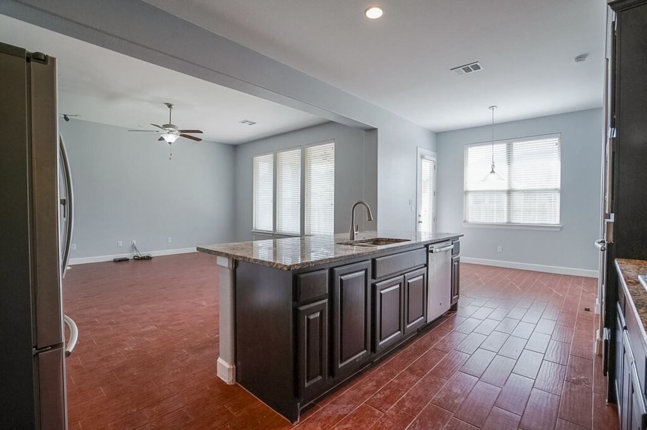 2734 San Milan Pass - Photo 6 of 20
