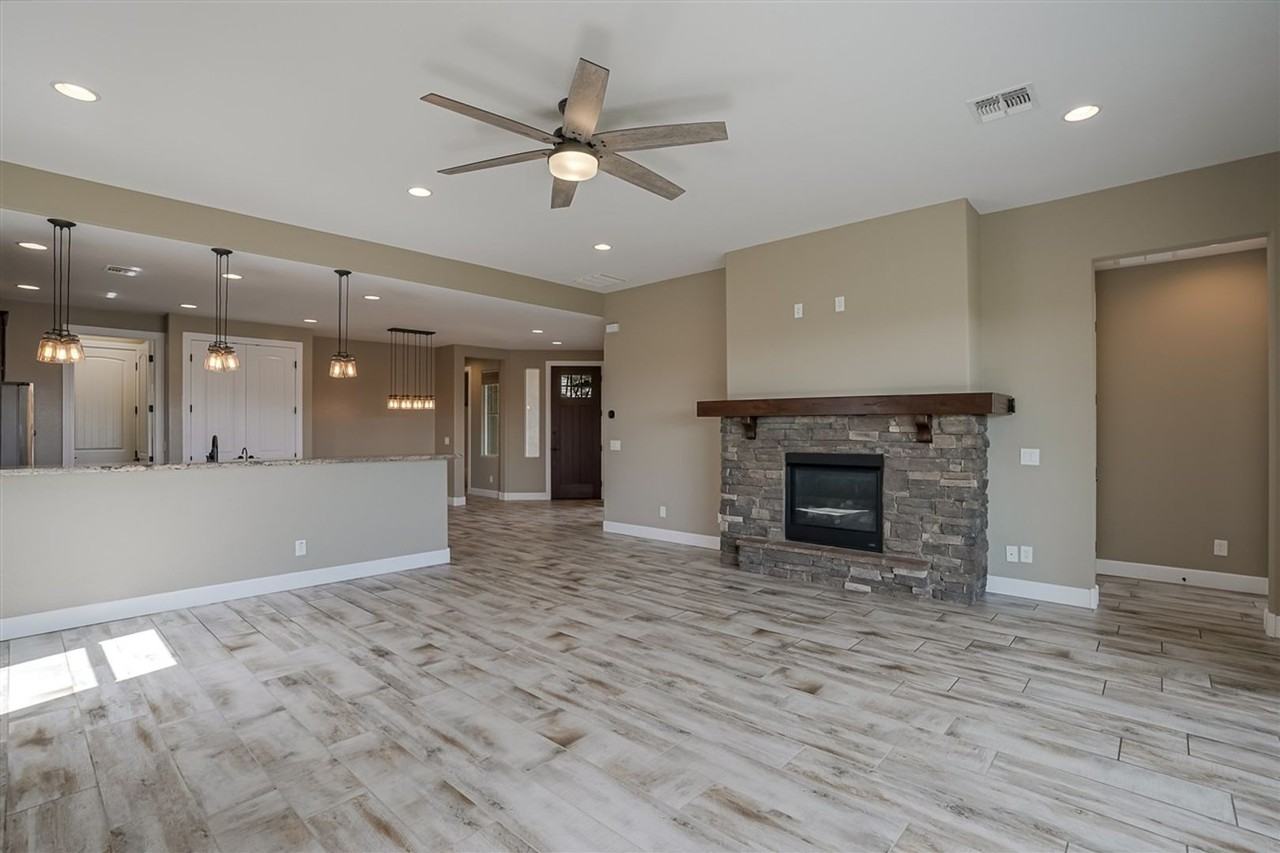 1478 Varsity Dr - Photo 6 of 50