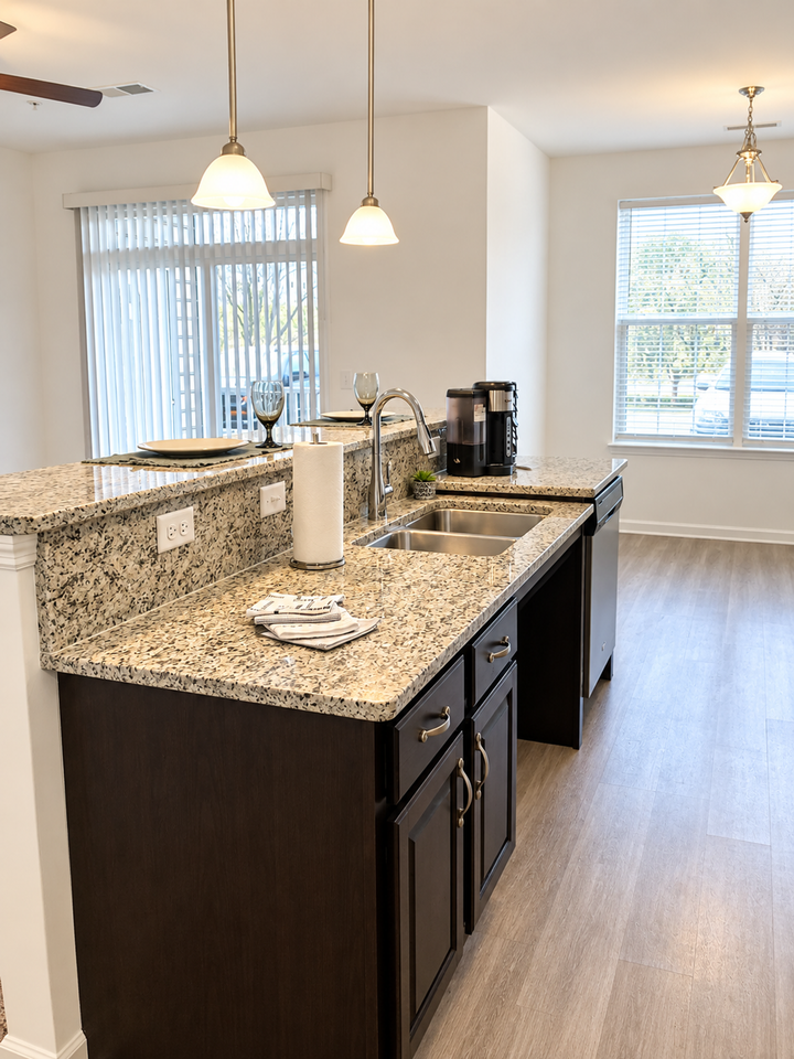 Lexington Commons - Photo 7 of 17