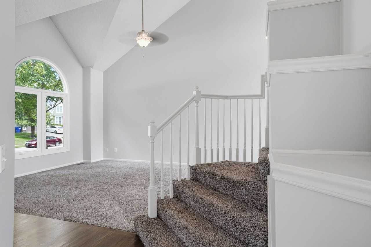 14241 W 128th St - Photo 6 of 31