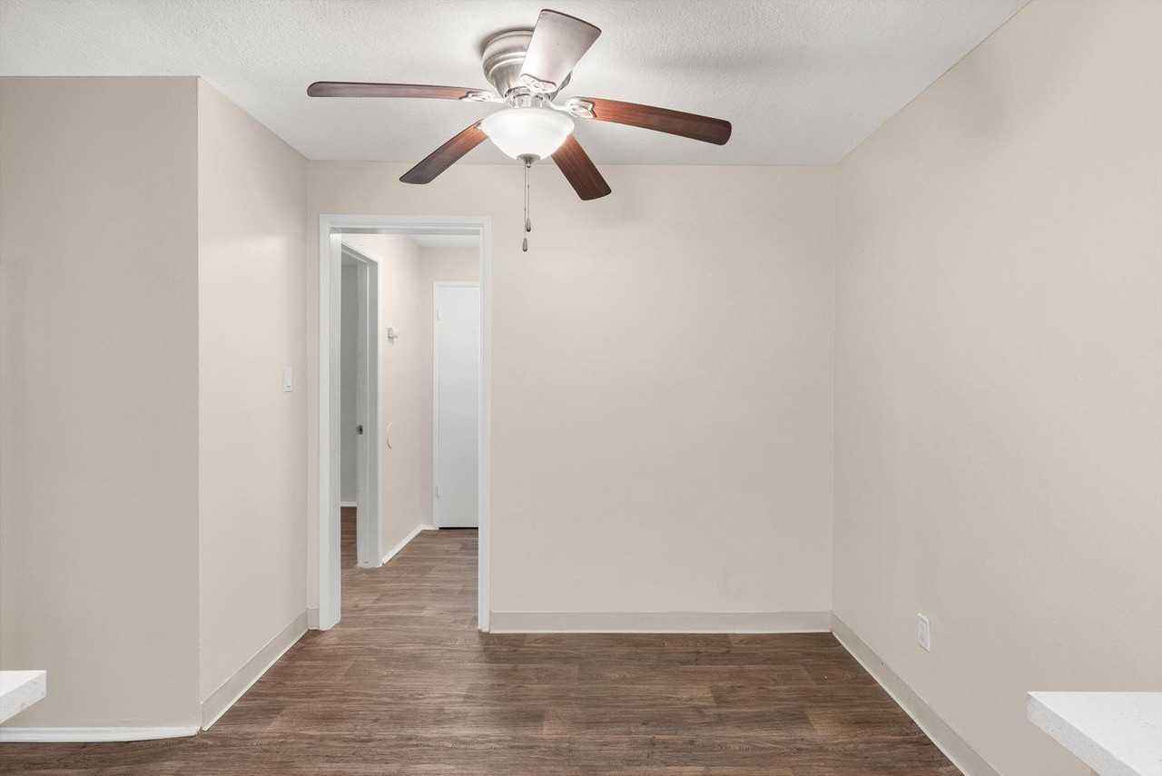 Anderson Park Apartments - Photo 4 of 22