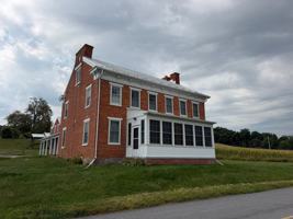 featured image of 366 Locust Ln