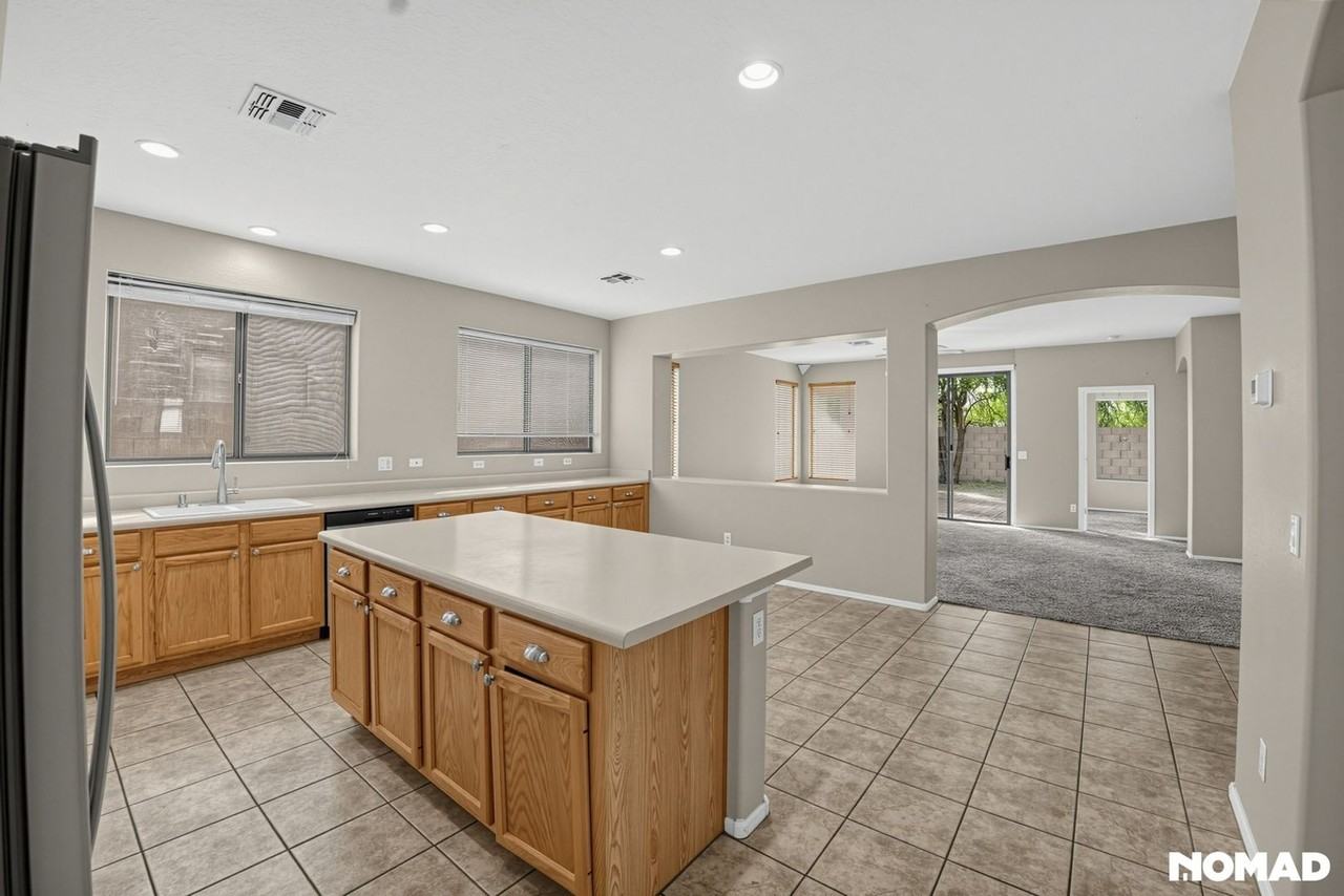 3314 N 126th Dr - Photo 5 of 29