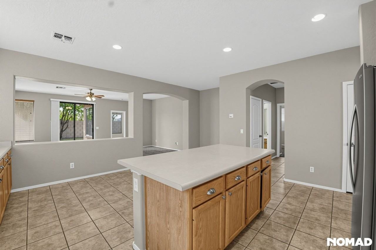 3314 N 126th Dr - Photo 7 of 29