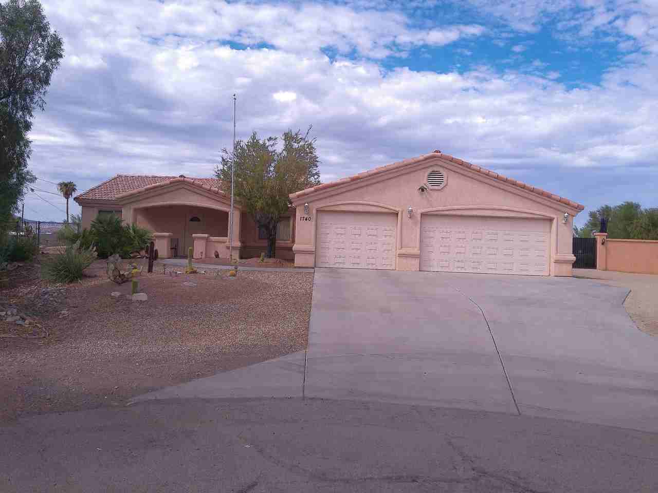 1740 Quartz Ln - Photo 2 of 50