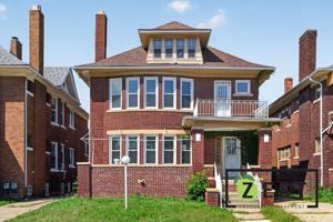 featured image of 2286 Calvert St