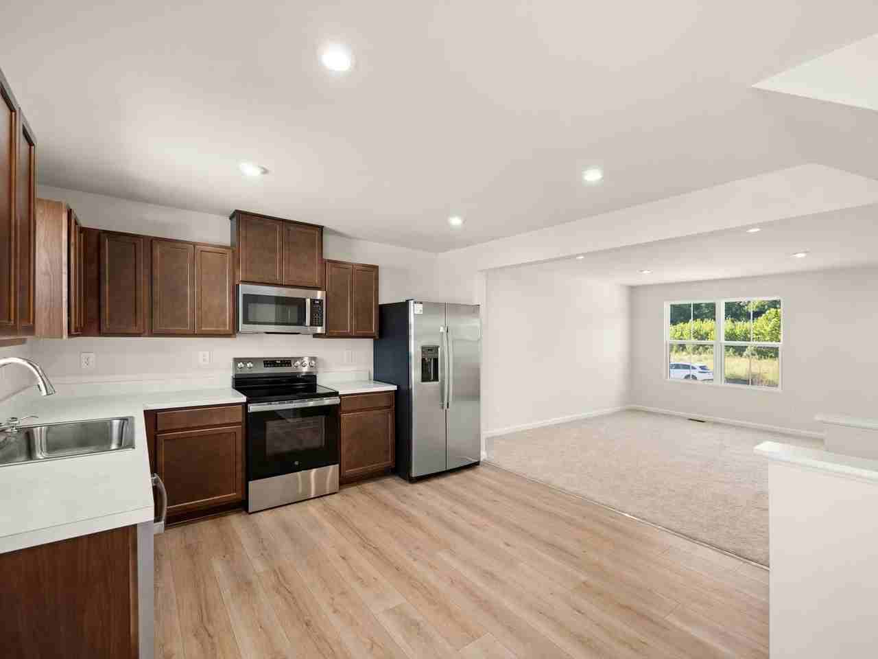18212 Kirsten Dr - Photo 6 of 26