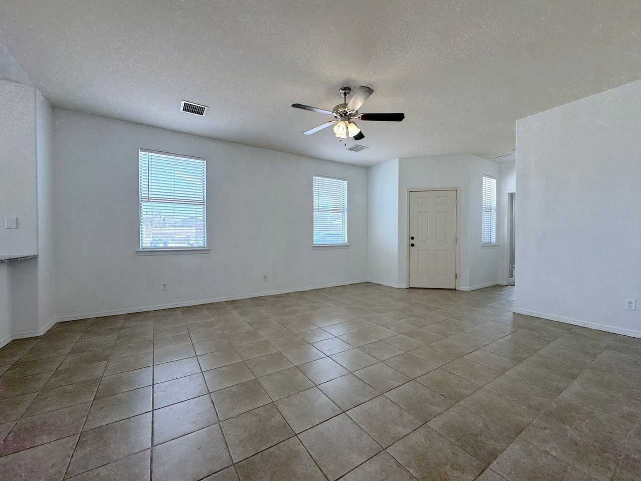 14475 Miguel Terrazas - Photo 4 of 19
