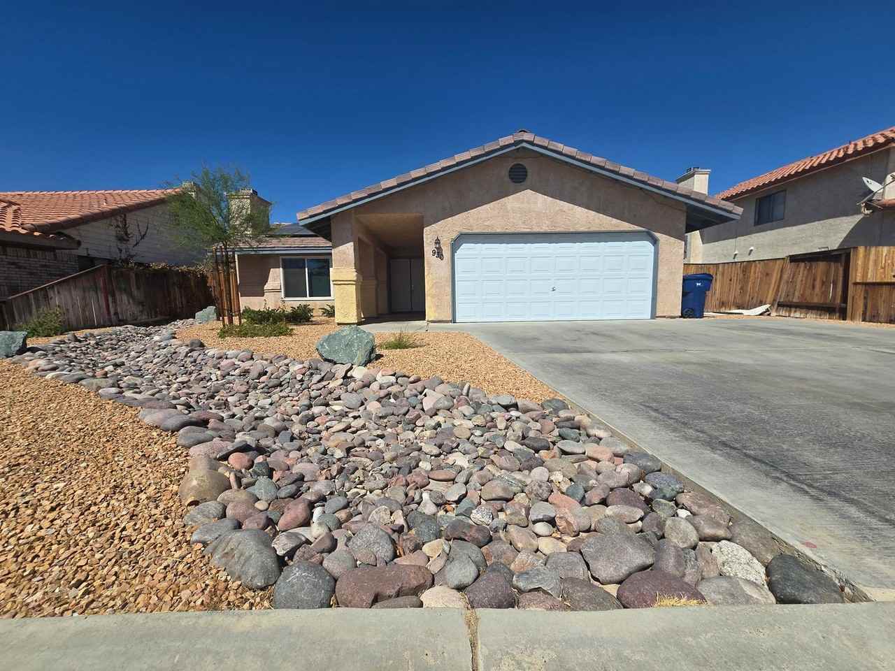 930 Conejo Ave - Photo 2 of 13