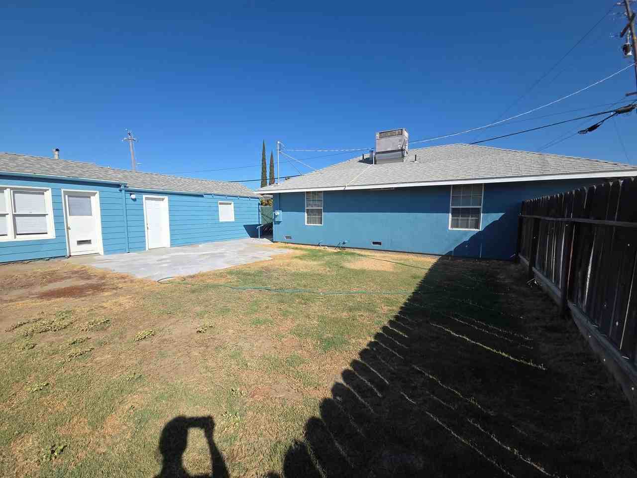 903 Railroad Ave - Photo 7 of 29