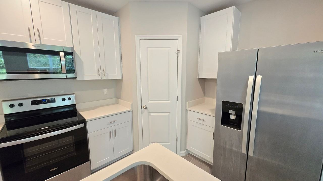 17124 Blowfish Dr - Photo 6 of 34