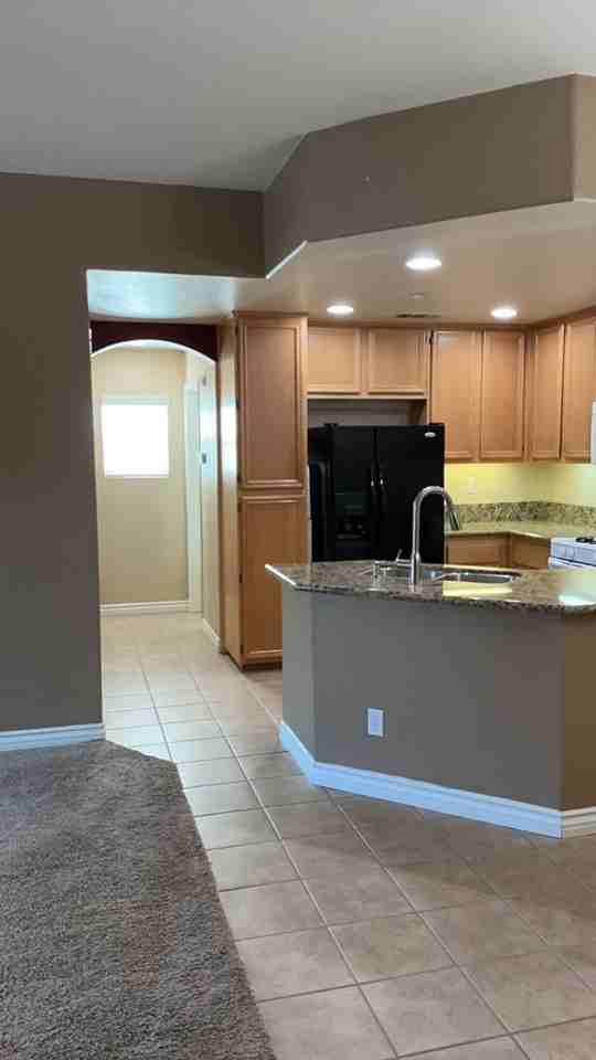 41696 Woodridge Ave #2 - Photo 2 of 6