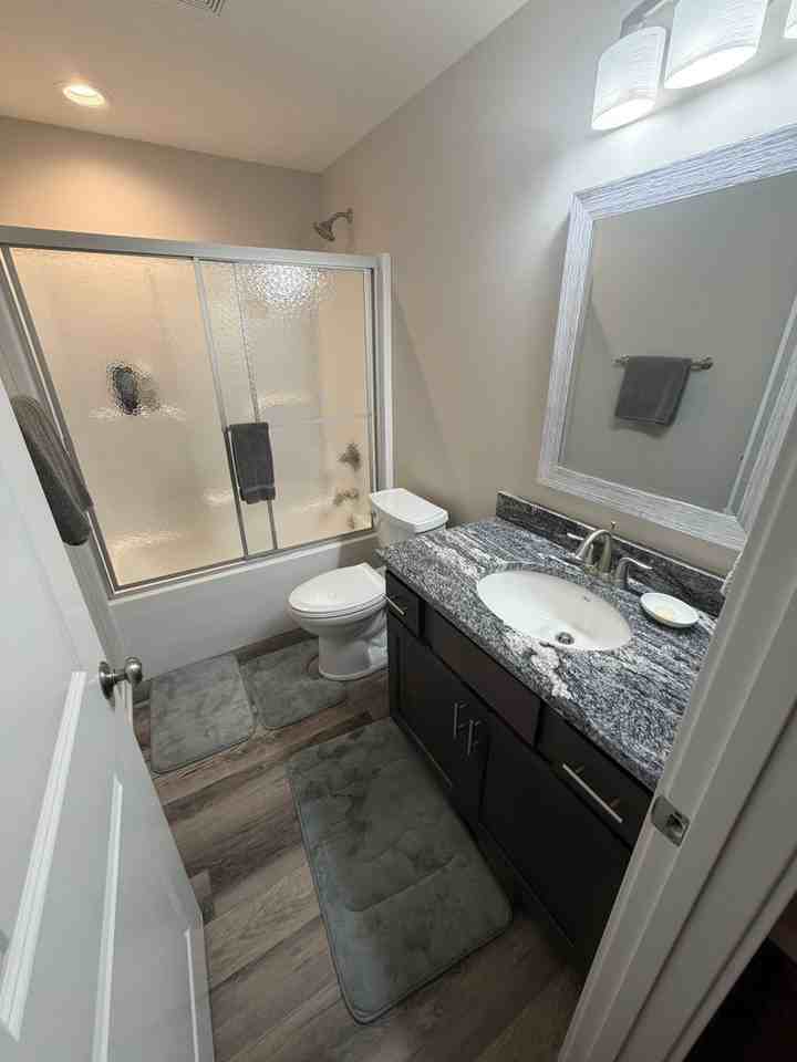 242 Half Moon Dr - Photo 2 of 14