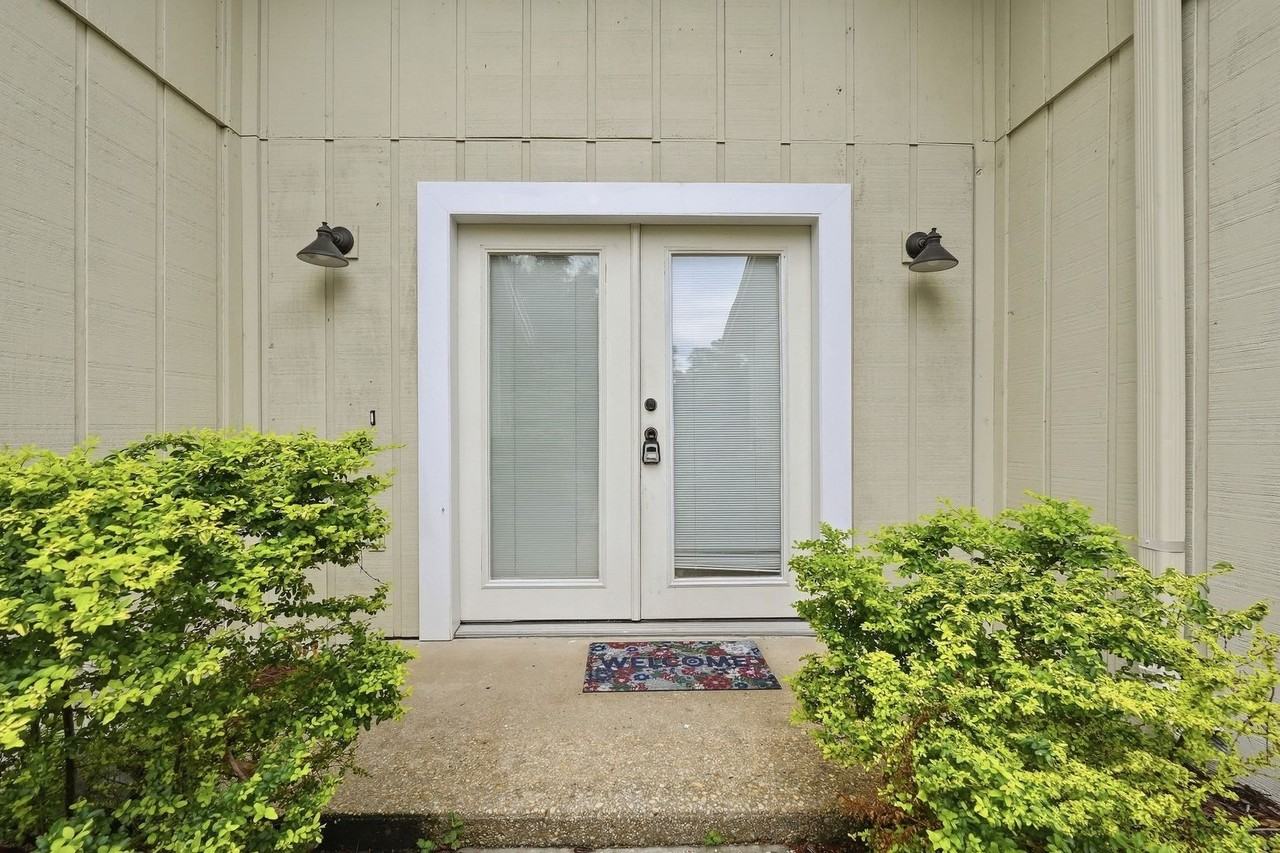 644 Caribbean Way - Photo 5 of 50