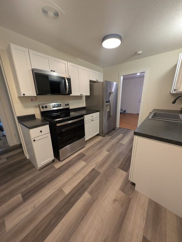 9936 11th Ave S - Photo 2 of 15