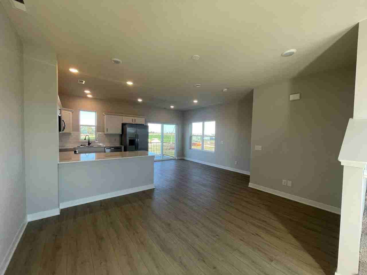 4617 Leawood Ct - Photo 2 of 18