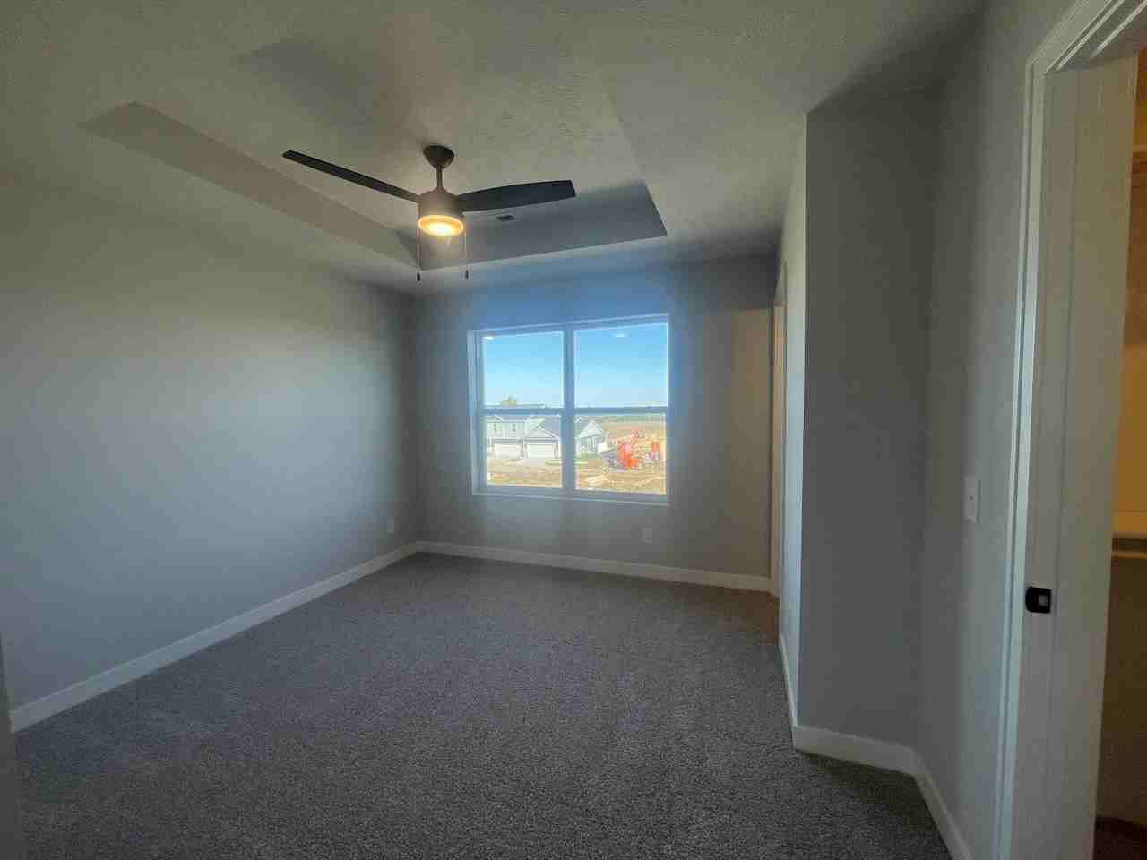 4617 Leawood Ct - Photo 6 of 18