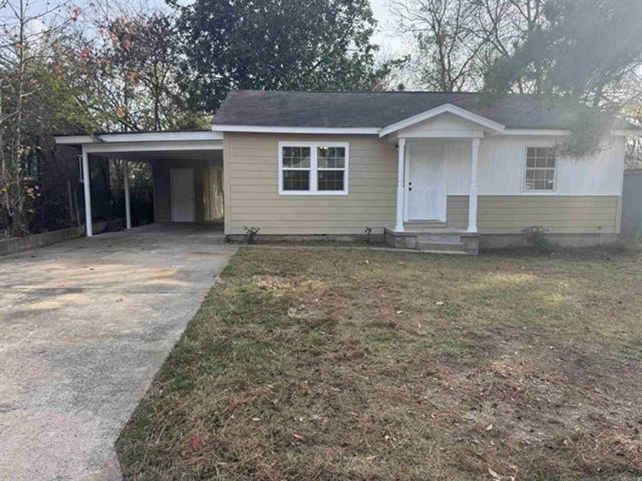 1001 Montclair St - Photo 3 of 23
