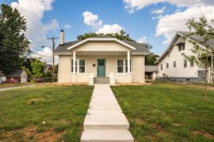 featured image of 601 E Delmar St